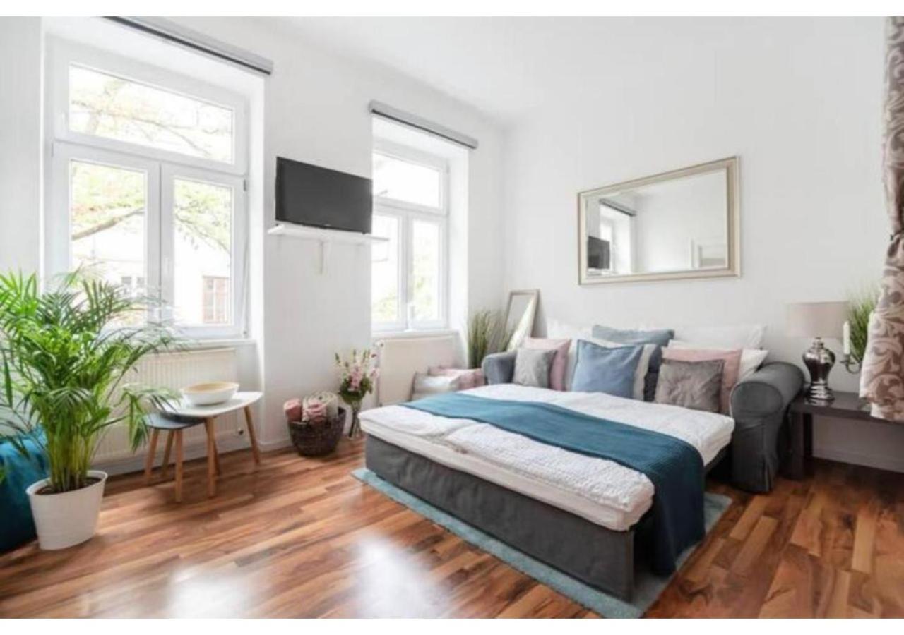 Luxurious And Bright, 5 Min To City Center Apartman Bécs Kültér fotó