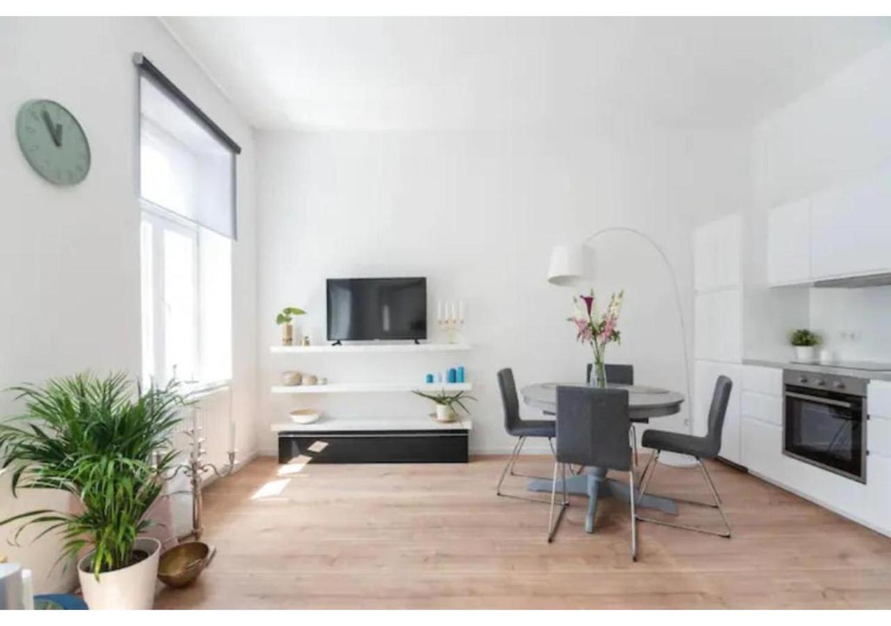 Luxurious And Bright, 5 Min To City Center Apartman Bécs Kültér fotó
