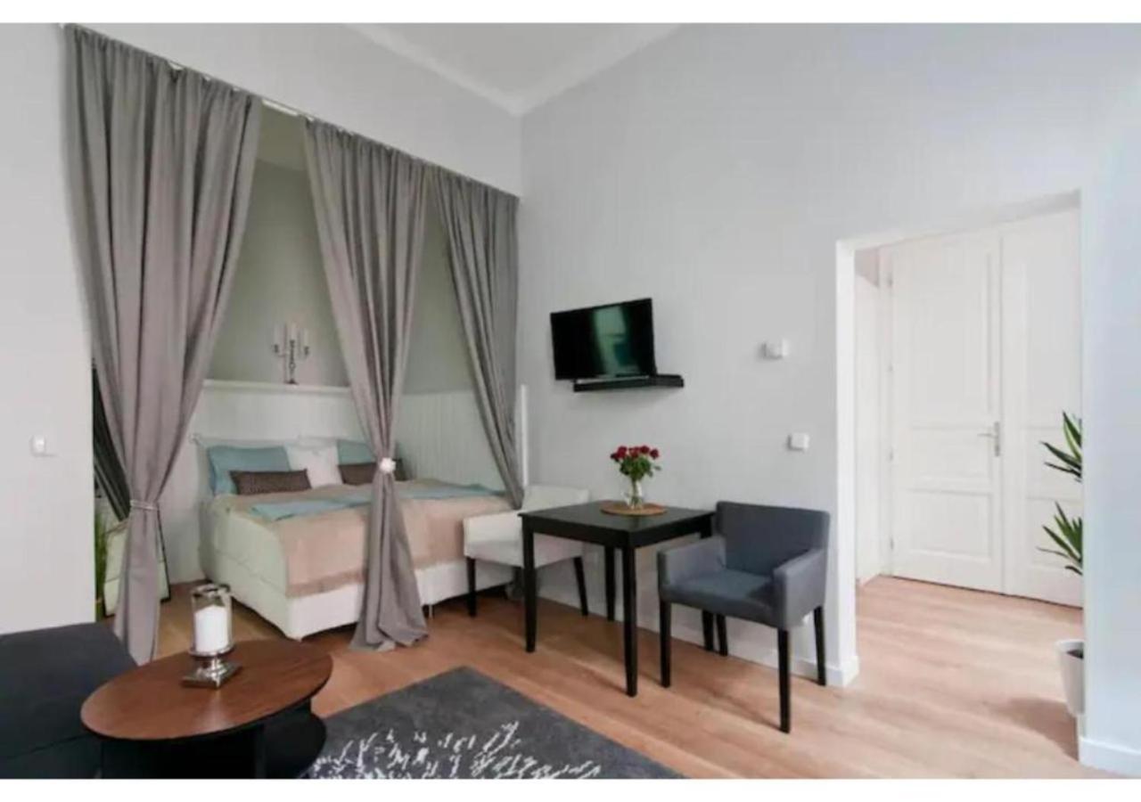 Luxurious And Bright, 5 Min To City Center Apartman Bécs Kültér fotó