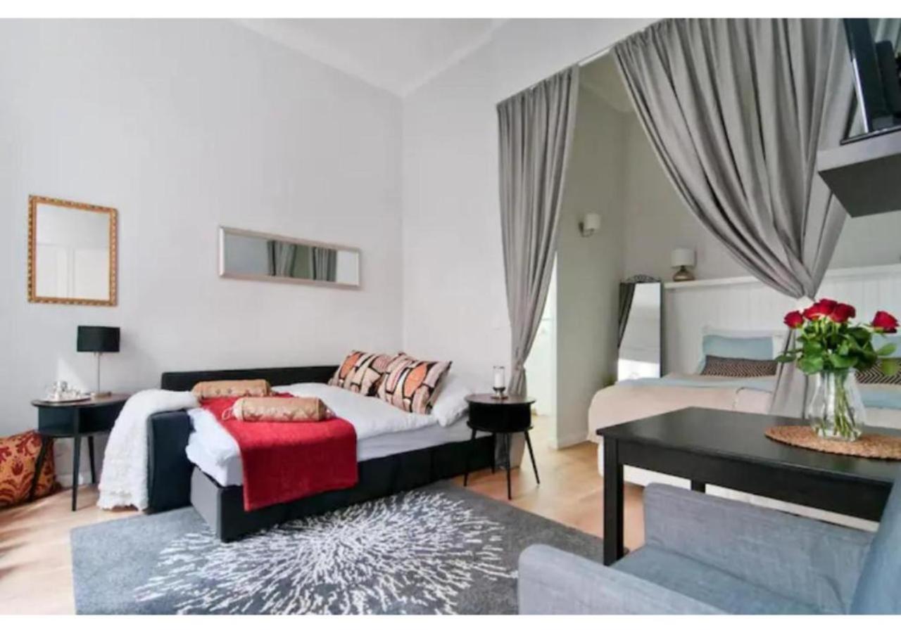 Luxurious And Bright, 5 Min To City Center Apartman Bécs Kültér fotó