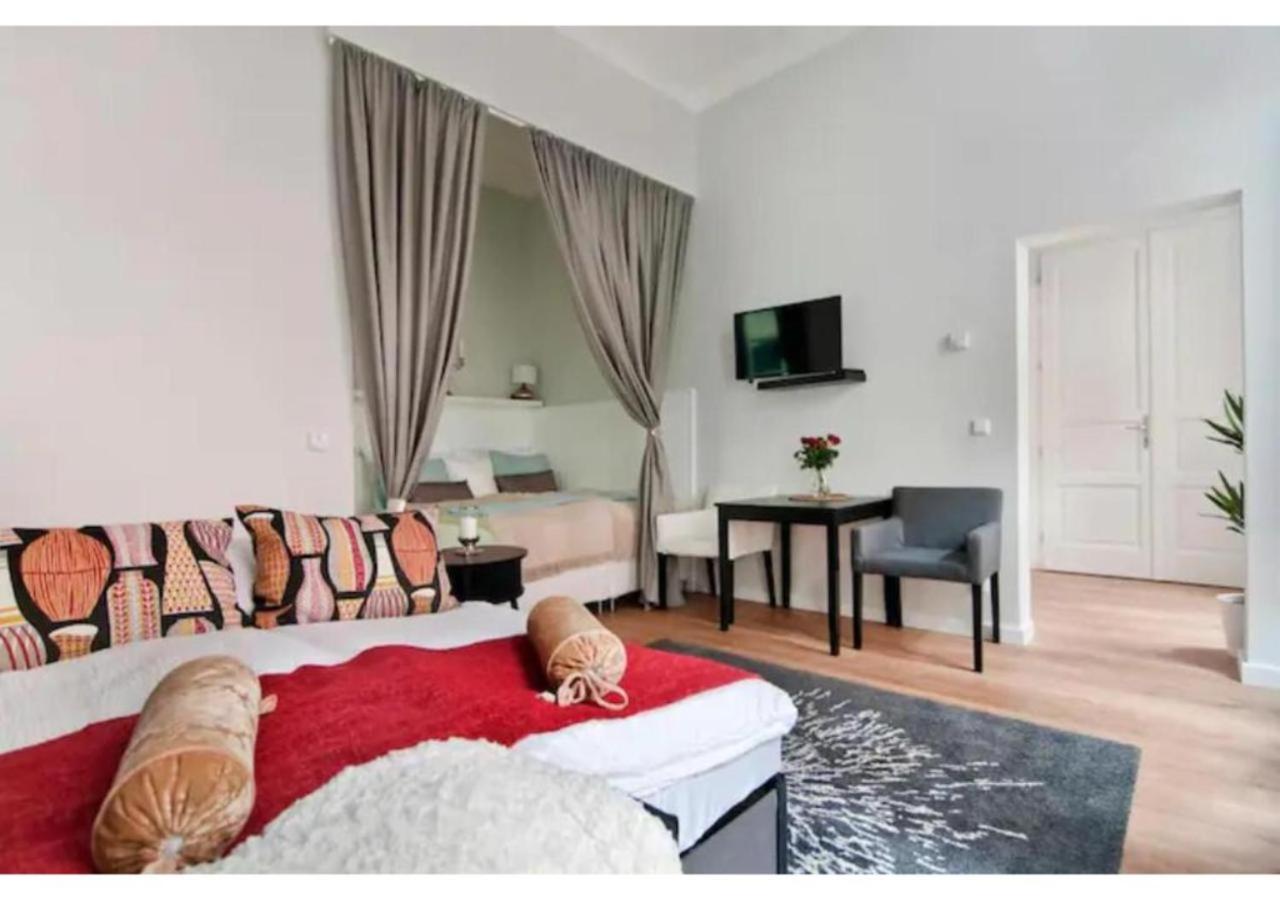 Luxurious And Bright, 5 Min To City Center Apartman Bécs Kültér fotó