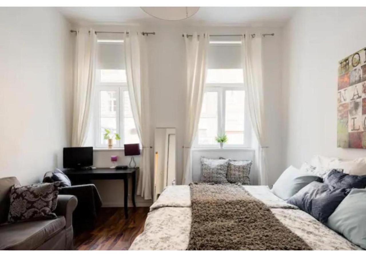Luxurious And Bright, 5 Min To City Center Apartman Bécs Kültér fotó
